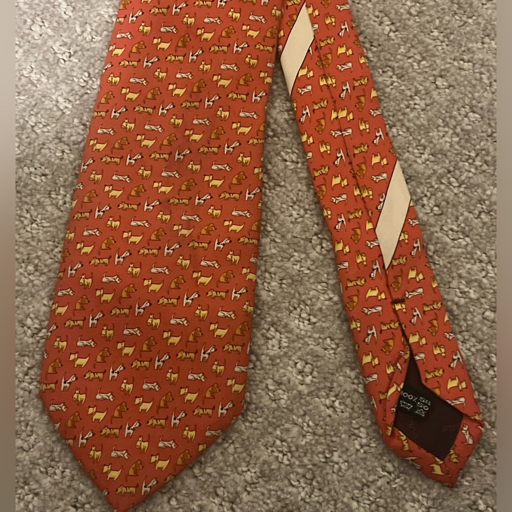 Salvatore Ferragamo men’s luxury tie